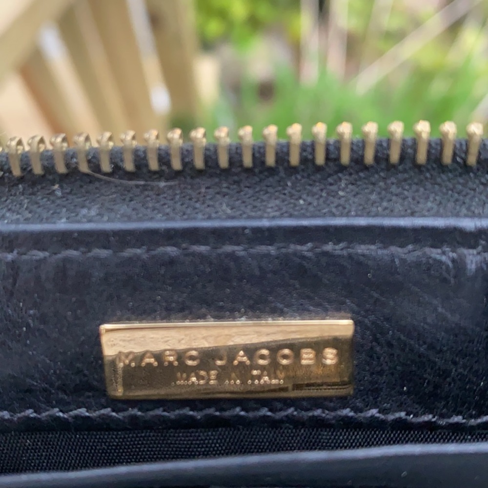 Black Leather Marc Jacobs Wallet - Picture 3 of 4